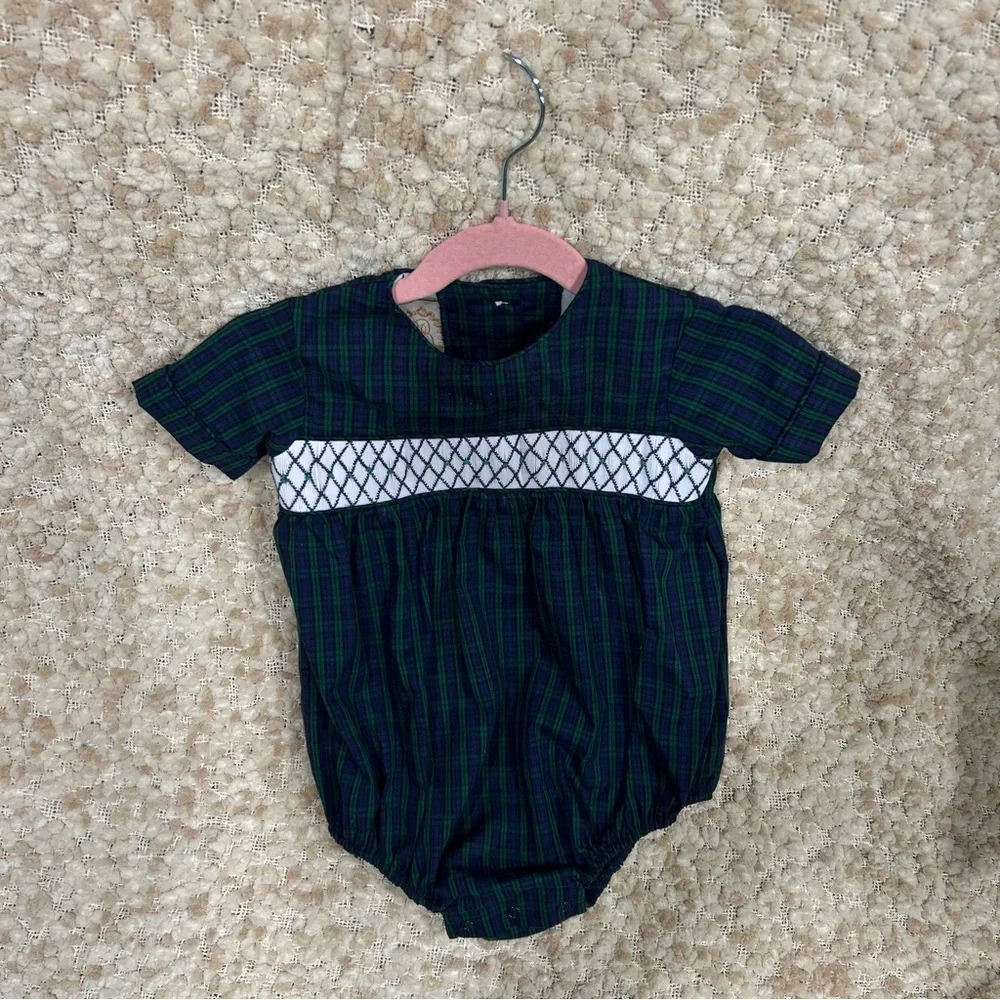 EUC The Beaufort Bonnet Co. navy & green Plaid smocked bubble romper 2t